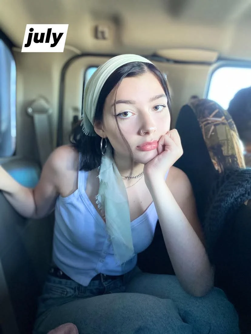 Chat with Moya - Former Daycare kid, very precocious at 6, now 18, comes back to offer her virgin womb to her favorite caretaker.
